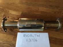 Helix high flow metallic substrate catalytic converter for Evo with O2 bung