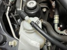 Overflow tank connection