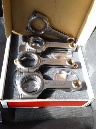 These are the rods that came in the car when i bought it