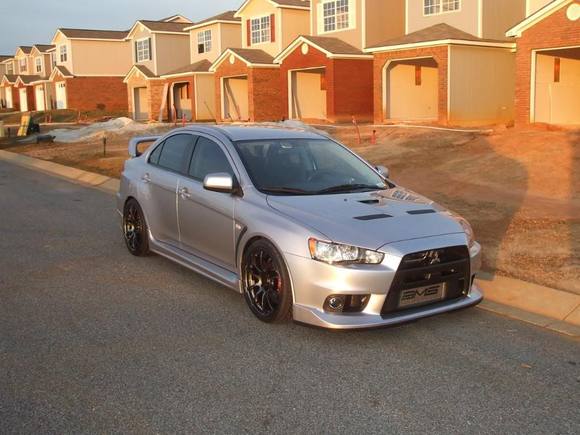 Here's an Apex Silver with black rims. These are not the FQ400 wheels. 