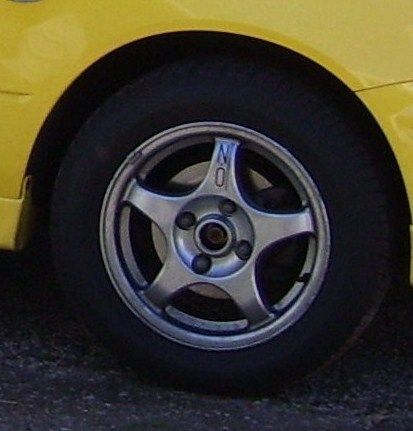 Need a 03 OZ center cap.