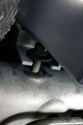 Attach bolt