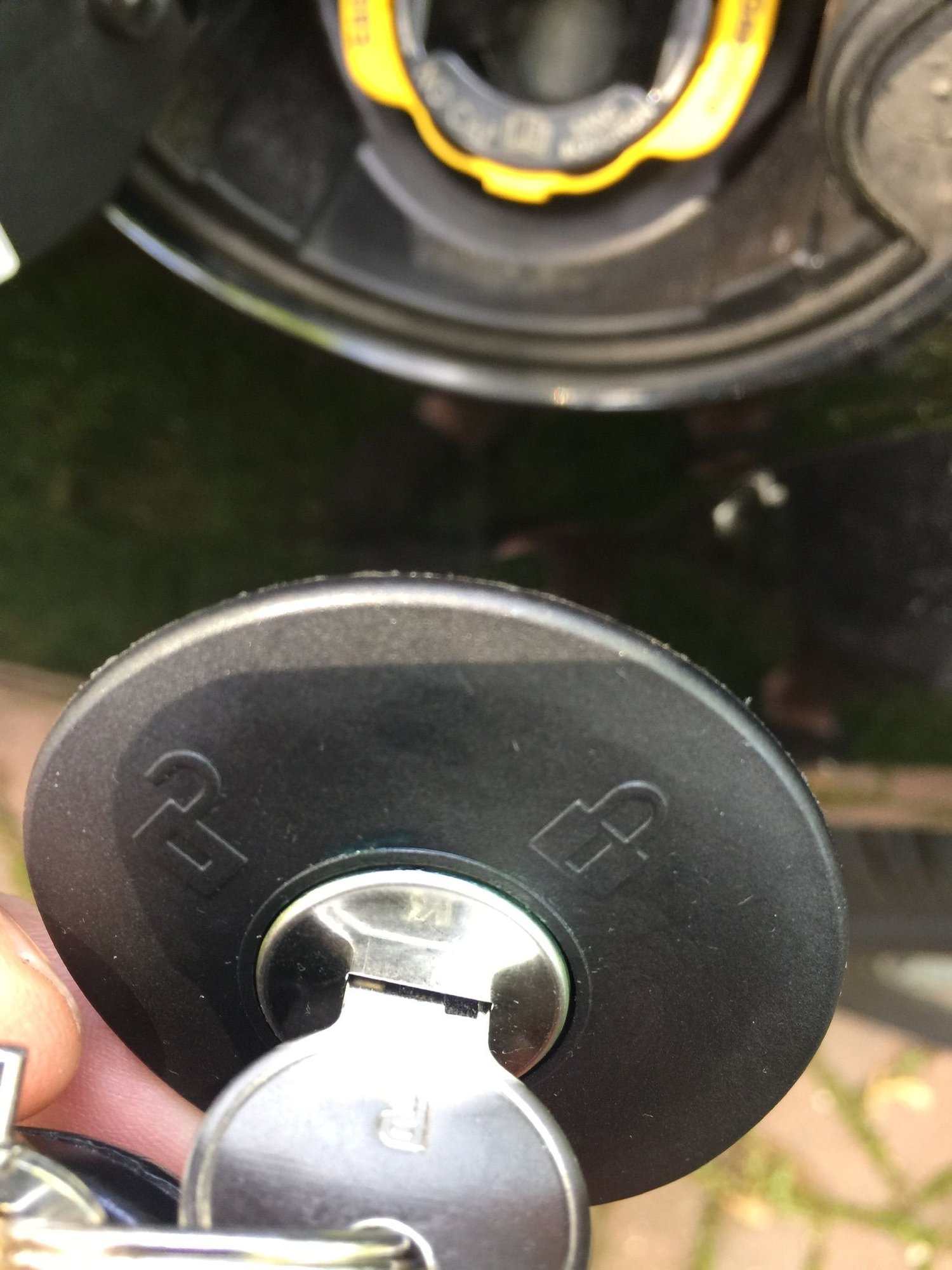 Locking gas cap Ford F150 Forum Community of Ford Truck Fans