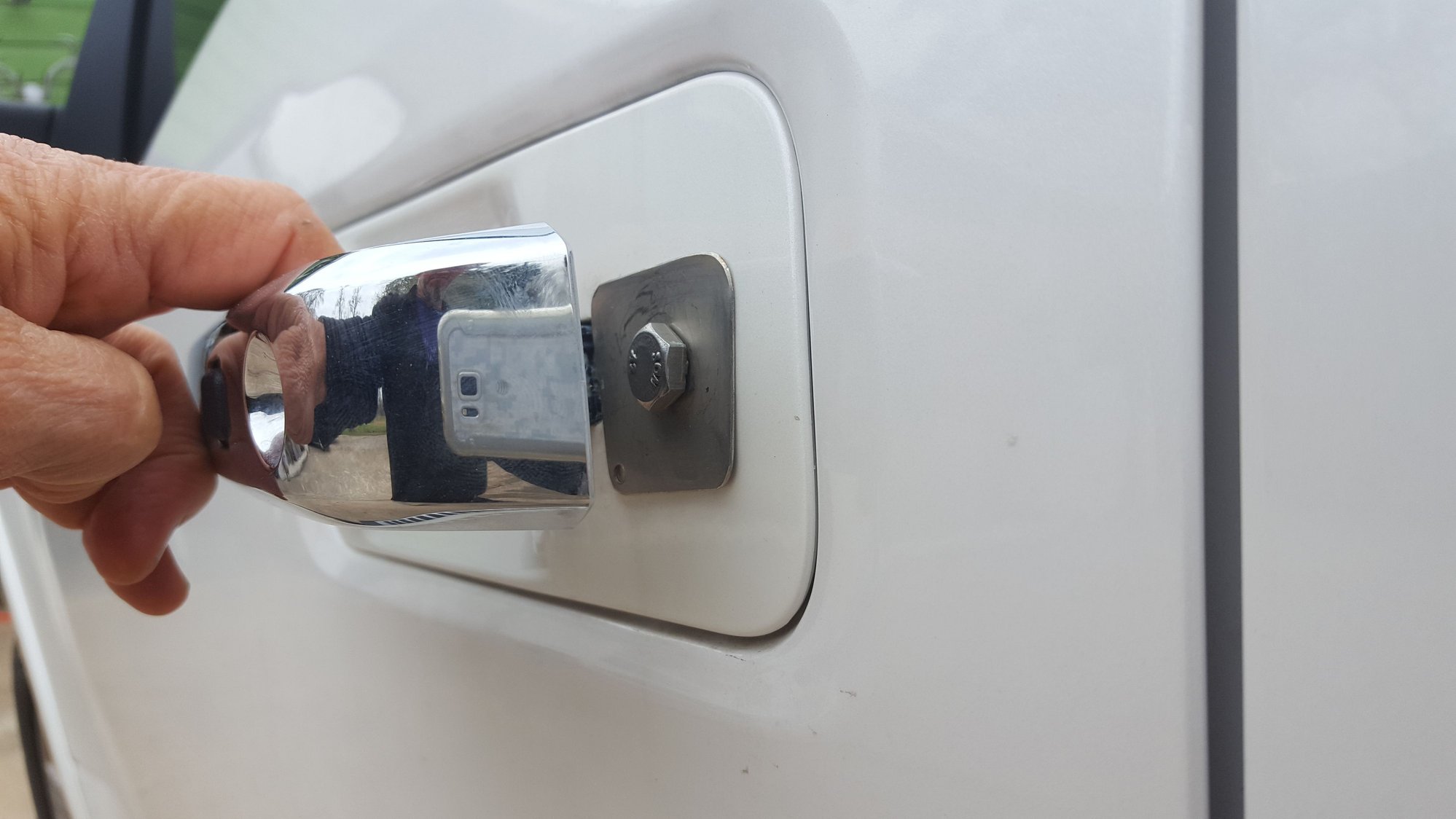 Front door handle lock cylinder punched in now what?? Page 4 Ford