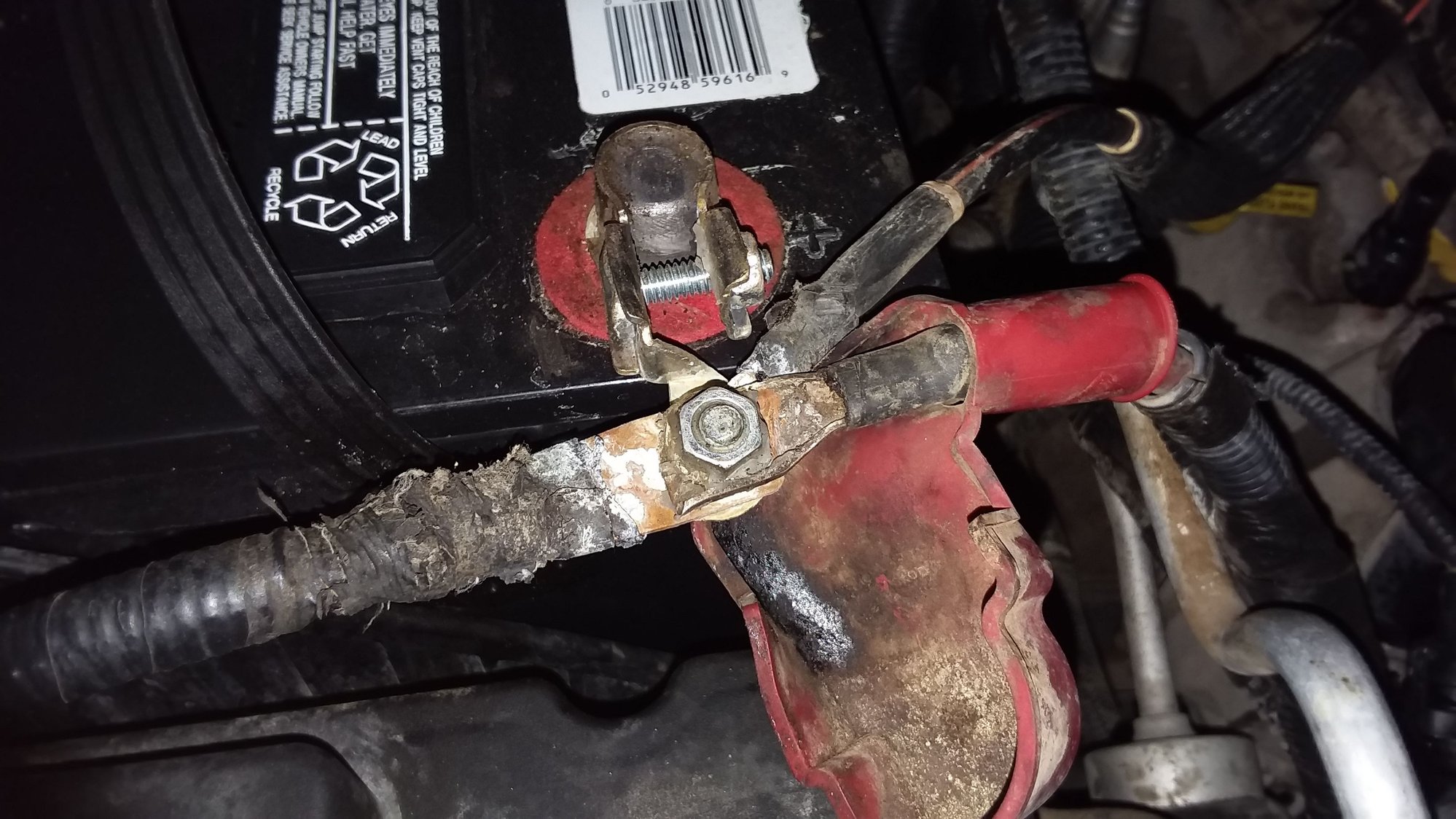 2014 Ford F150 Positive Battery Terminal