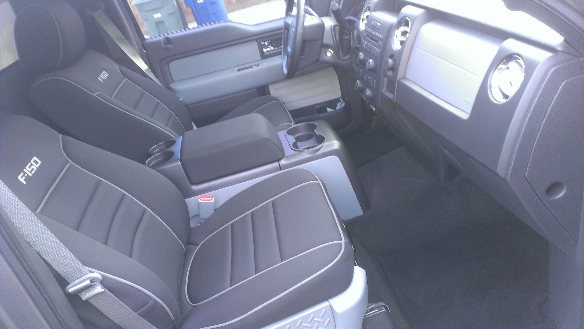 Middle seat/Jump seat to Center Console Swap - Page 47 ...