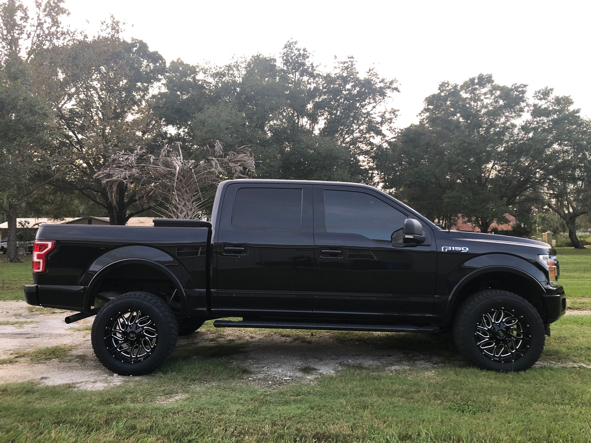 Newly lifted truck sits with major rake Page 3 Ford F150 Forum