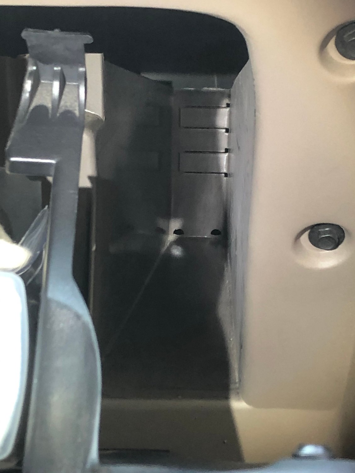 Great Hidden Compartment - Ford F150 Forum - Community of Ford Truck Fans