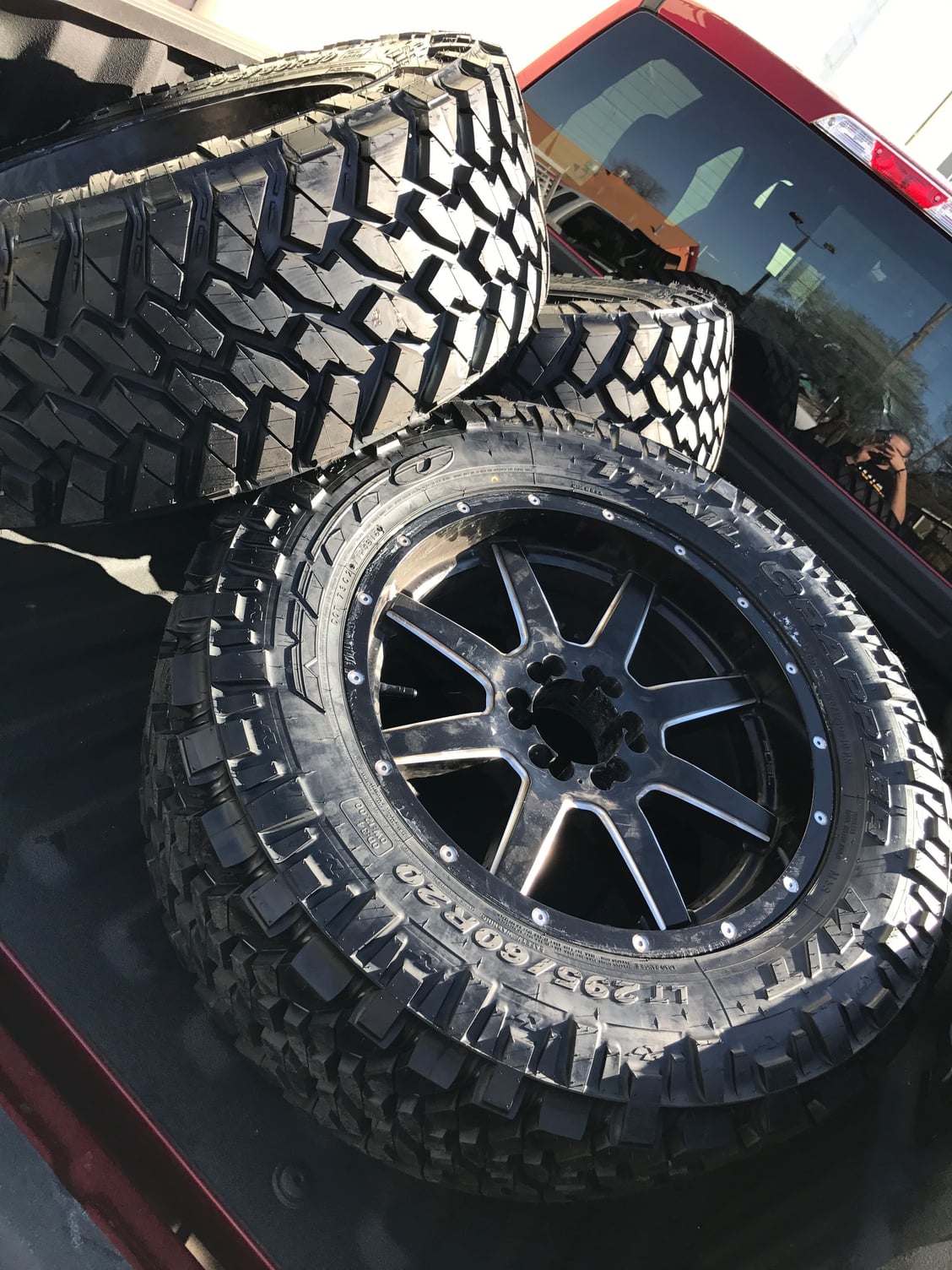 285/65r18 trail grapplers or 295/70r18? 