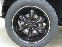 DOUBLE DUCE FOOSE (Foose Legend 6 in 22" with Nitto Teragraplers)