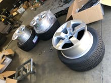 Finally got the wheels in. Getting tires mounted