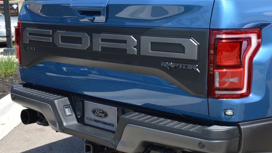 2018 warning for F150 owners buying a Raptor style tailgate appliqué