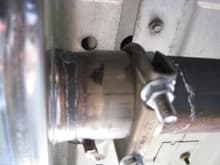 Location of inlet of muffler using heatshields as reference point