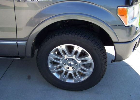 305/55/20 no lift