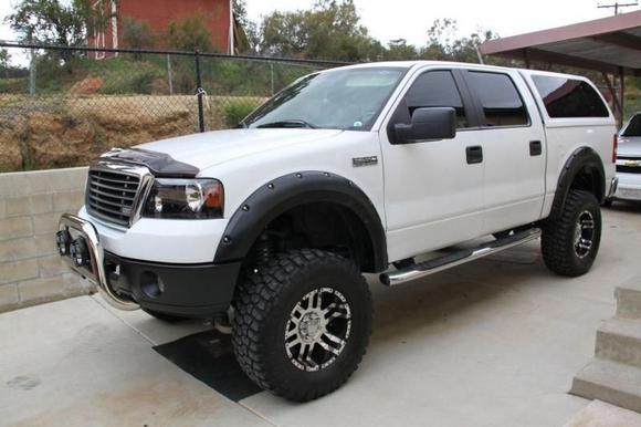 Fender flares, balck frt bumper, HD lights