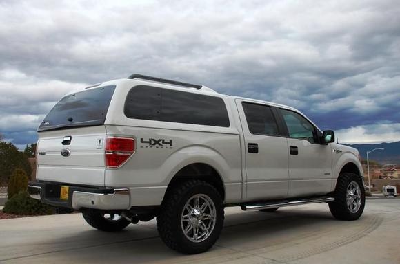 2011 F150 4X4 EcoBoost with Snugtop XTR_4