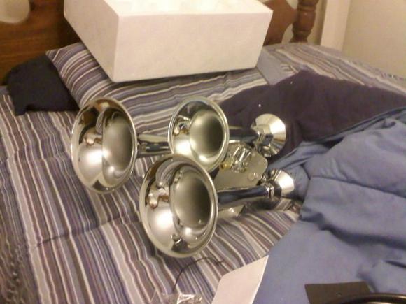 train horn2