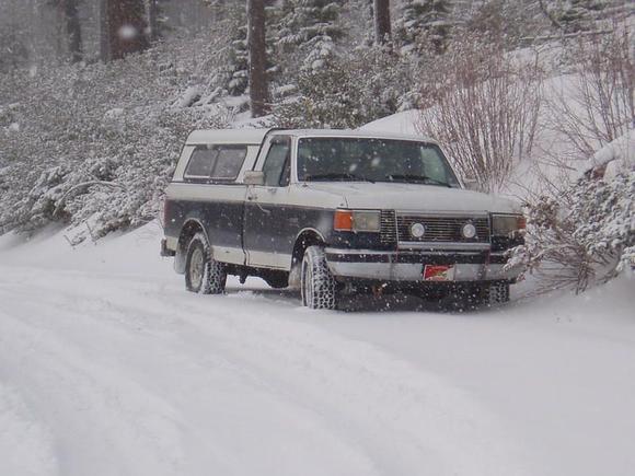 Exploring around Mt. Emily in Eastern Oregon, Dec '06