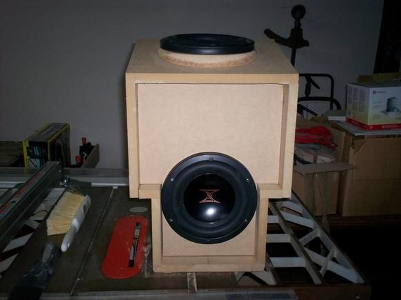 loade box 
Description:  here is a view from the bottom of the box loaded up with the soundsplinter rl-i 8's.