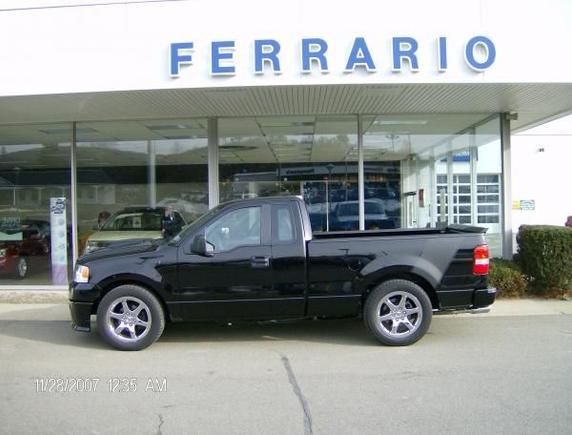 20" Roush rims on a regular cab-short box truck.