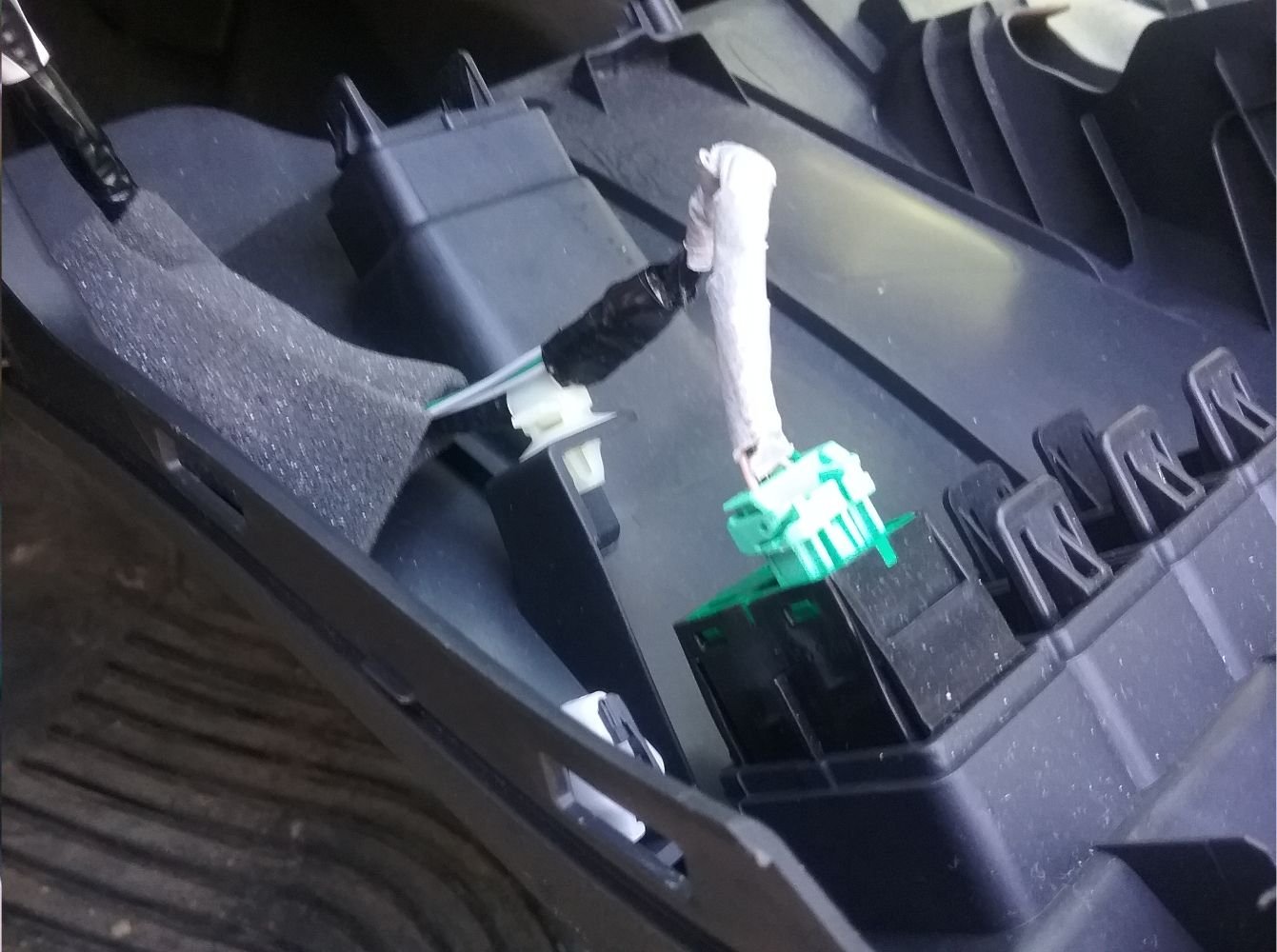 Replace Clutch Interlock Switch Unofficial Honda FIT Forums