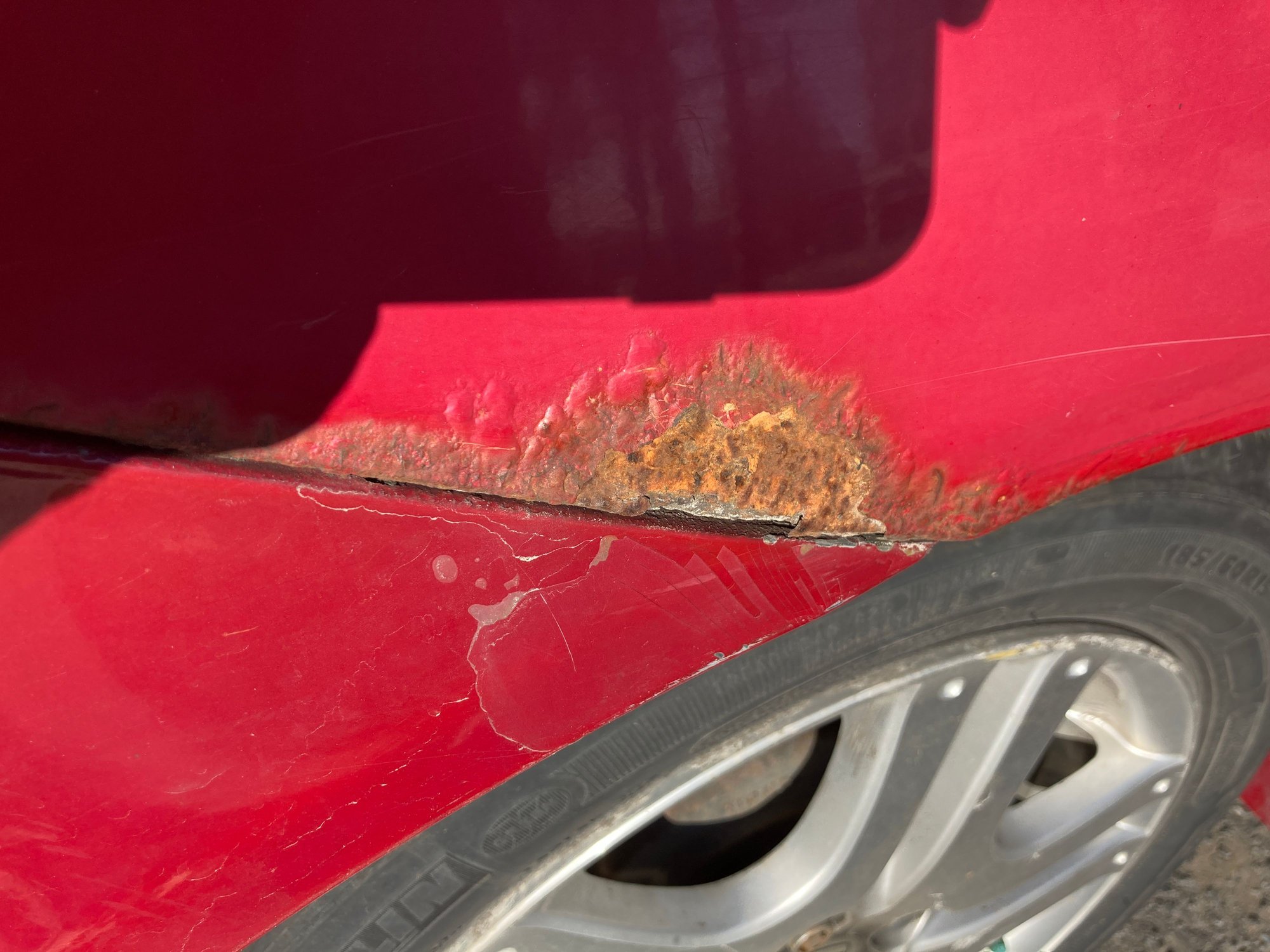 Honda rear quarter panel rust, why?