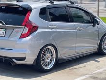 Had the wheels re done
Front 17by7.5+27 235/40r17
Back 18by8.5+52 255/35r18