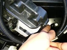 electric brake circuit breaker mounting