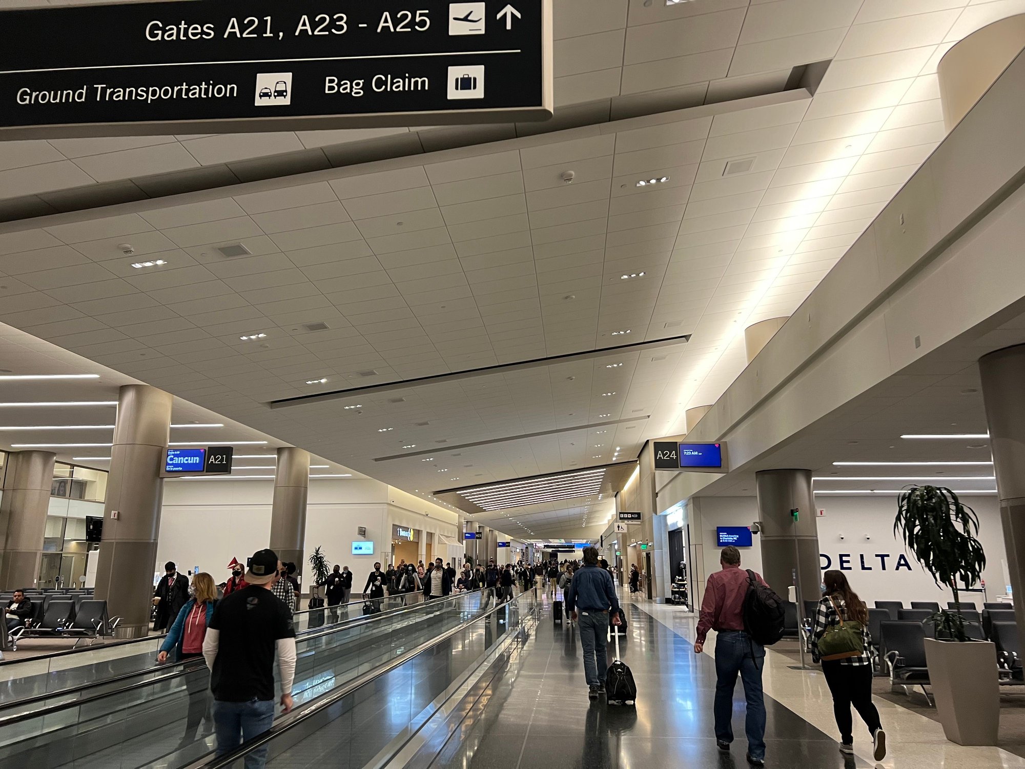 Dallas Cowboys Pro Shop - DFW Gate A24 - Dallas, TX