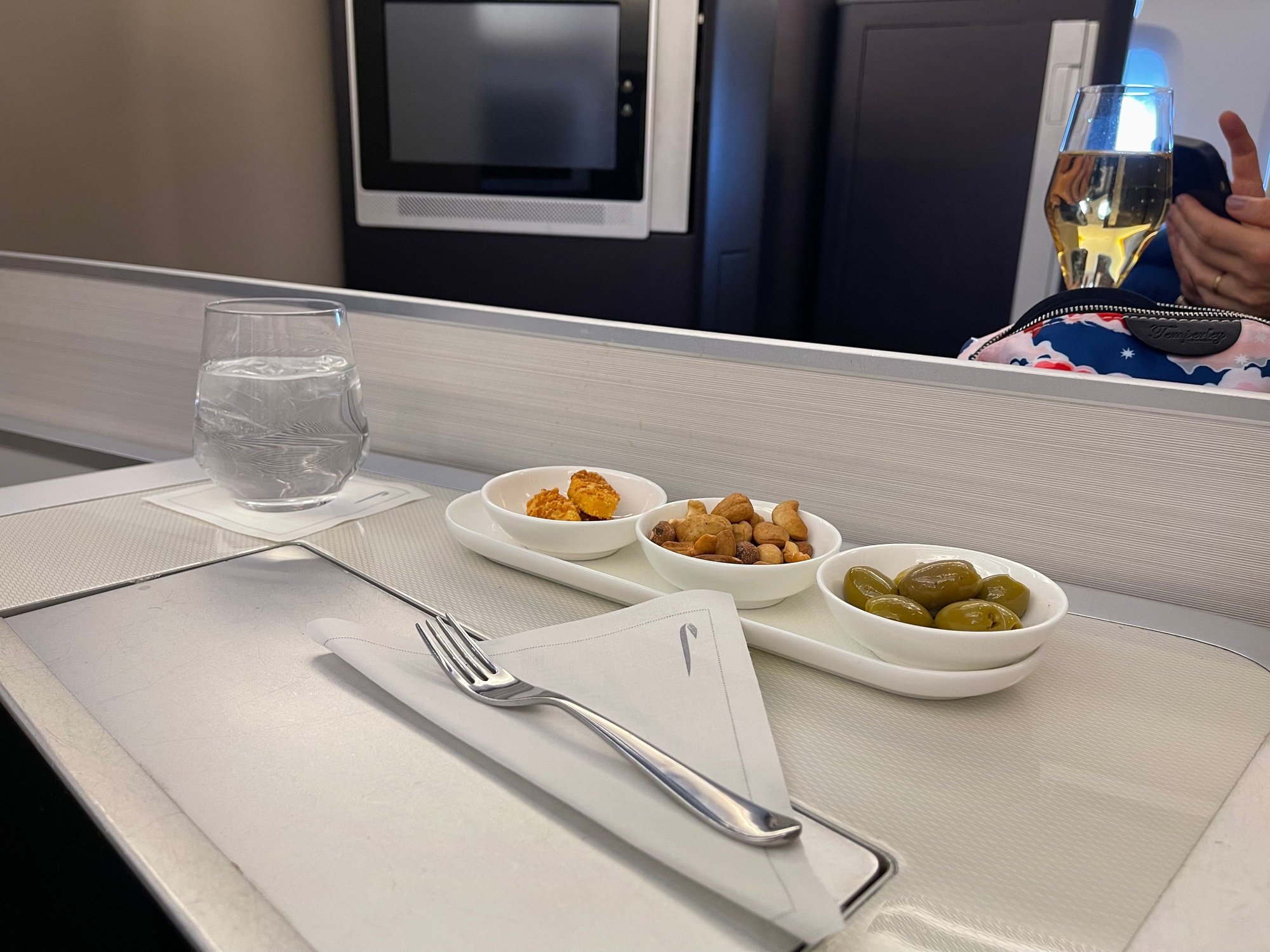 Pre-departure beverage and snacks