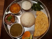 Chicken thali