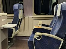 Seats on the  kodama Shinkansen ( going though a tunnel). Space for oversize luggage in front of  row 1 ( only 1 seat on row 1)