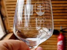 I was happy to see Rona glassware. It’s no Josephinen, but it’s respectable, glad to use it.