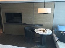 This is a modern Marriott hotel because it features no desk
