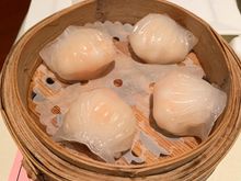 The Classic - Har Gow: Shrimp dumpling and this dish will often make or break a dimsum chef's reputation. I guess the dimsum chef at Lei Garden was ok since I've had much better at local restaurants in HK - the skin stuck to the paper (which indicated it was left in the cooker for a while and the shrimp was extremely overcooked.