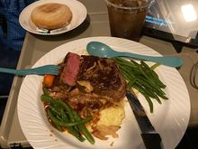 The Flat Iron Steak was as good as it ever is, ordered medium rare. I chose polenta over the baked potato, a really skimpy serving, maybe 3-4 tablespoons worth. Two thumbs up on the al dente green beans. 