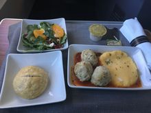 The infamous chicken meatballs were edible. I did not even bother with the polenta. 