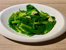 Stir fried kai lan in oyster sauce 