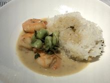 Main course from the 2nd meal : Thai prawn curry with edamame beans & jasmine rice - this was also a main course choice on the CW main menu for the same flight (portion size may have varied). 
