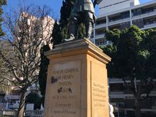 A spot of Australia-style statue modification 