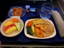 Shrimp and salmon with rice. Good but kinda ofd to serve as a breakfast item. Not complaining though. Makes more sense to be served on SFO - Taipei which lands in the evening versus TPE - SFO which lands early morning. 