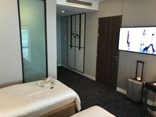 Connecting door to lads room: in 5 min they can make such a mess that it defeats photographing their room