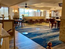 Lobby public area and breakfast room were COVID closed. 