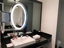 Junior suite bathroom