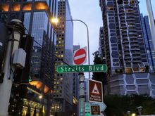 Street scene in downtown Singapore not far from Richard's condo apartment 