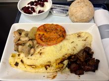 Creamy mushroom omelette with cheese