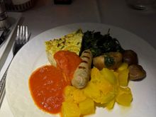 another cooked breakfast.  Good to see a GF sausage and the tortilla was nice. Not so sure about the turnip/swede! 