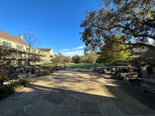Main outdoor area behind the lobby