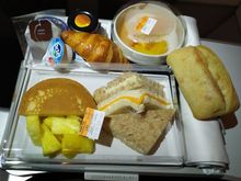 Breakfast on HEL-CDG