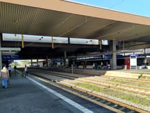 The platforms at Düsseldorf Hbf (main station), which are beginning to look a bit run down 